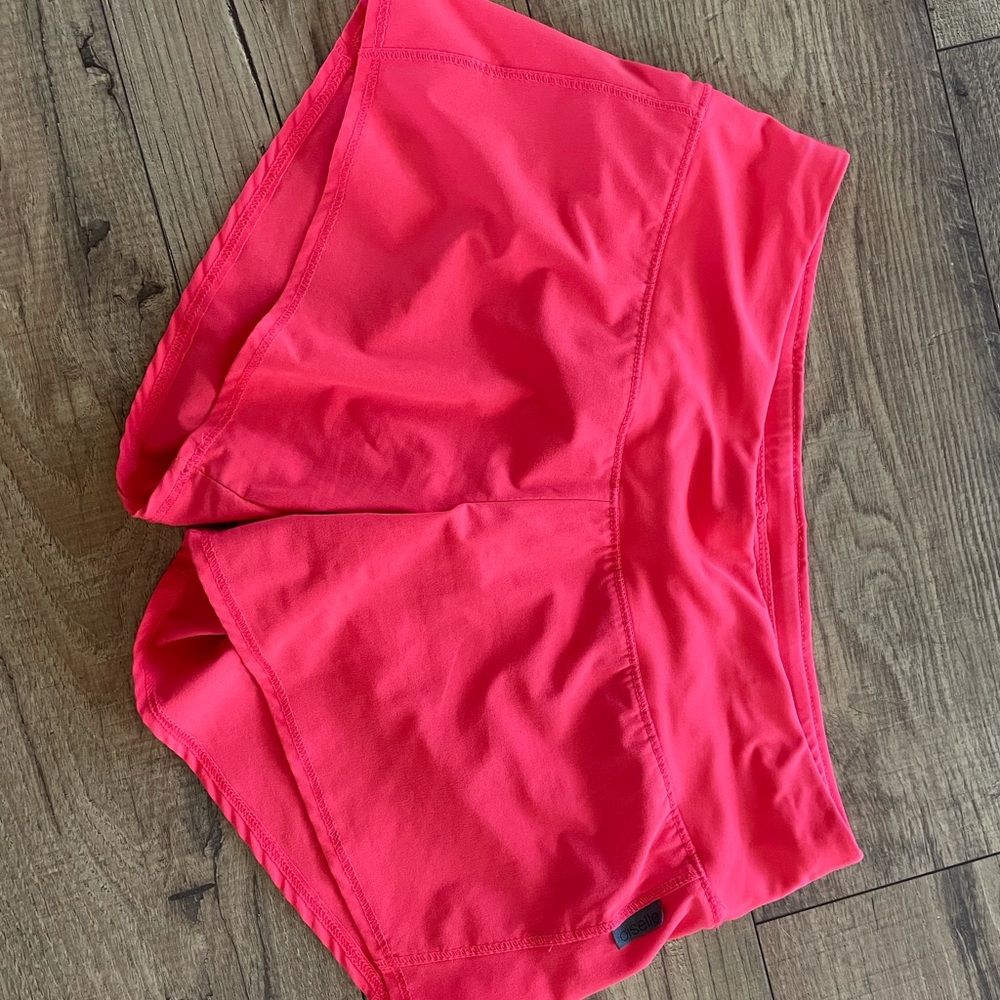 Oiselle Rogas
